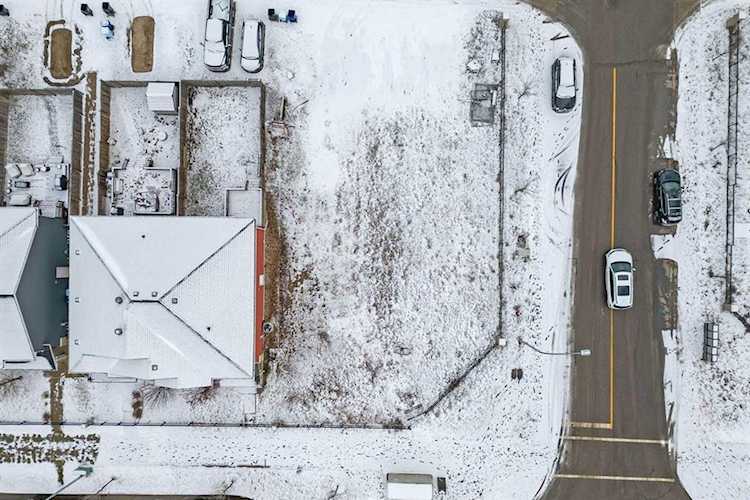 221 Heritage Drive Fort McMurray, AB T9K 0