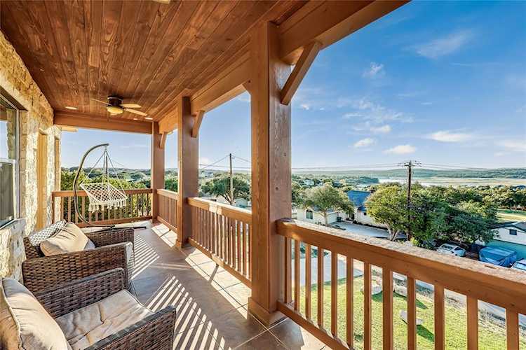 5105 Arrowhead DR Lago Vista, TX 78645
