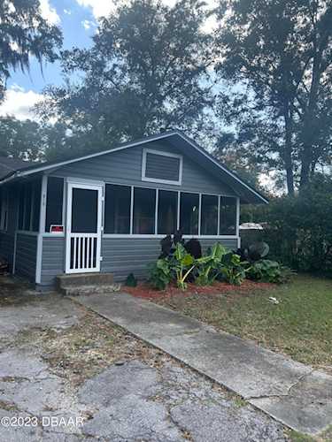 818 Montreville Avenue DeLand, FL 32724
