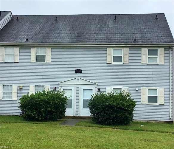 3608 Harbinger Rd #104 Virginia Beach, VA 23453