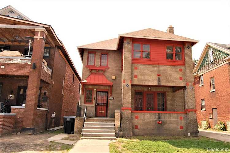 1999 Calvert St Detroit, MI 48206