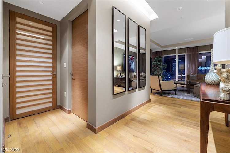 3750 Las Vegas Blvd #2608 Las Vegas, NV 89158