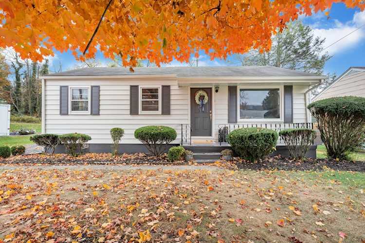 710 Crystal Salem, VA 24153