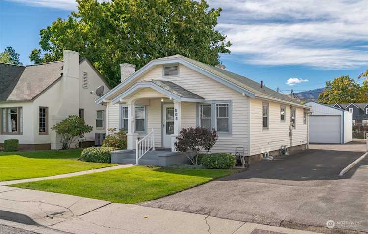 808 Kittitas St Wenatchee, WA 98801