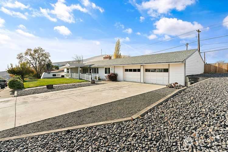 301 Statter Rd Ephrata, WA 98826