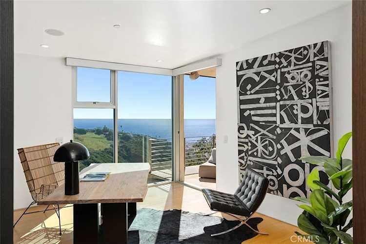 1645 Tahiti Ave Laguna Beach, CA 92651