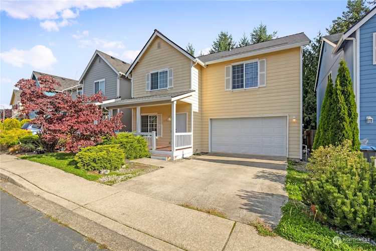6308 Alexis Dr NE Bremerton, WA 98311