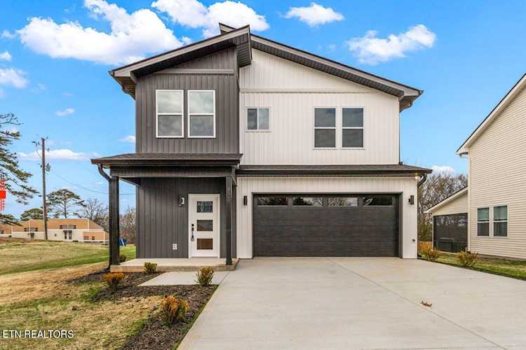 4529 Sunflower Rd Knoxville, TN 37909