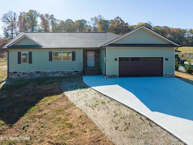 1322 Marble Hill Rd Friendsville, TN 37737