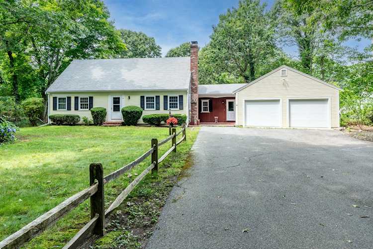 29 Harbor Hill Drive Orleans, MA 02653 | MLS 22303017 Photo 1