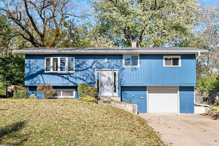 534 Gamble Dr Lisle, IL 60532