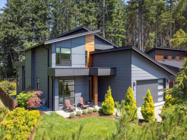 3849 Glen Oaks Dr Nanaimo, BC V9T 0G8