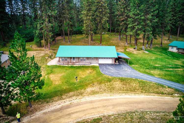 7 E Beck Rd. Garden Valley, ID 83622