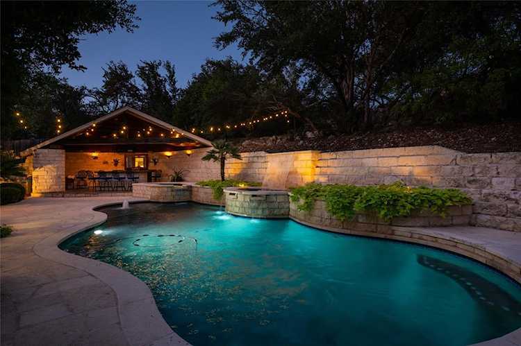 13312 Country Lake DR Austin, TX 78732