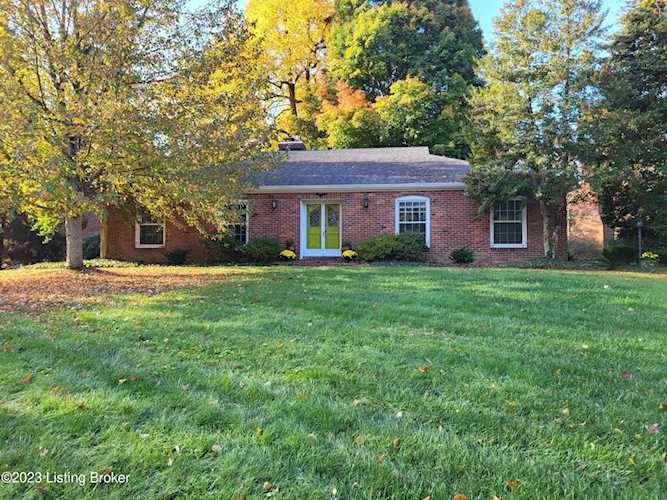 3714 Fallen Timber Dr Louisville, KY 40241