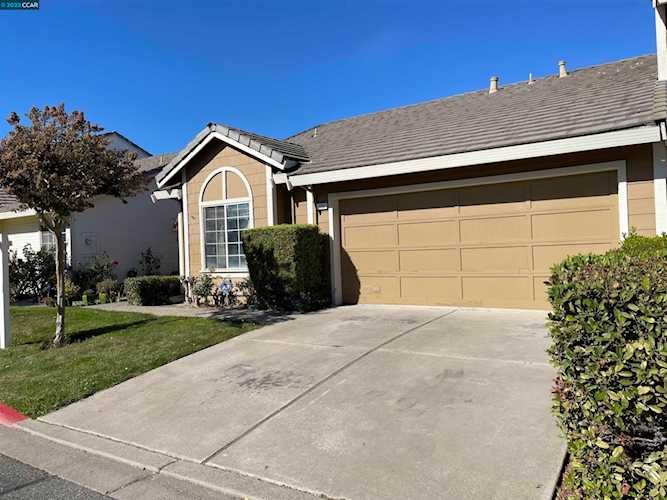 125 Pelican Loop Pittsburg, CA 94565