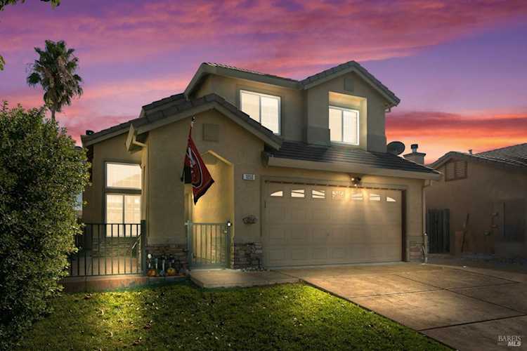 1050 Cloverbrook Circle Vacaville, CA 95687