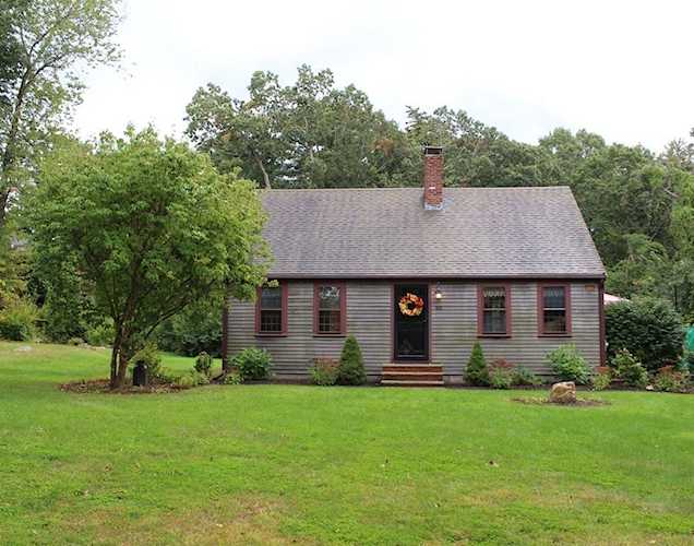 53 Turkey Hill Lane Hingham, MA 02043