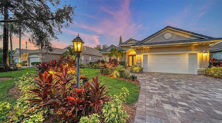 7431 Ascot Ct University Park, FL 34201