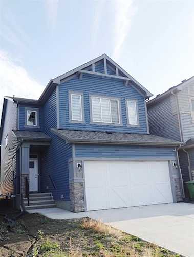 89 Creekstone Path SW Calgary, AB T2X4P7