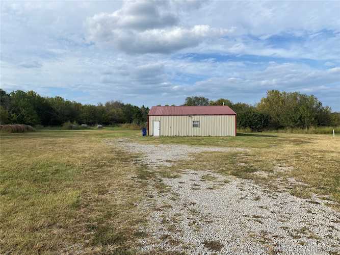 386 W Weldon Ave Copan, OK 74022 | MLS 2331189 Photo 1