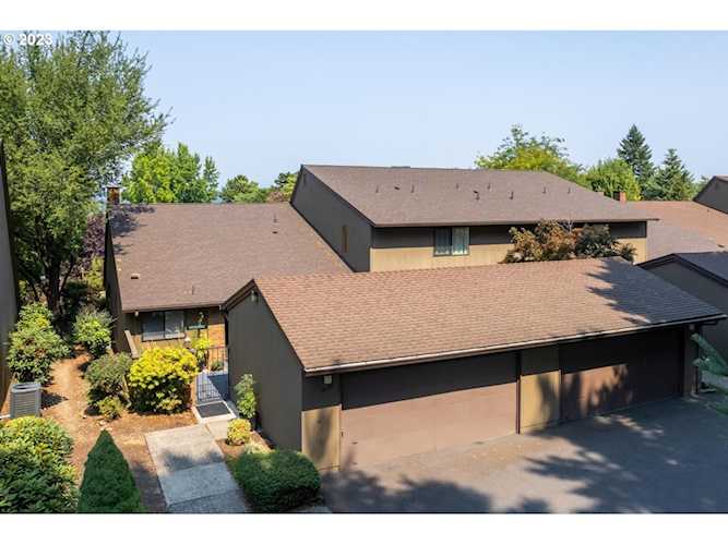 14537 NE Stanton CT Portland, OR 97230