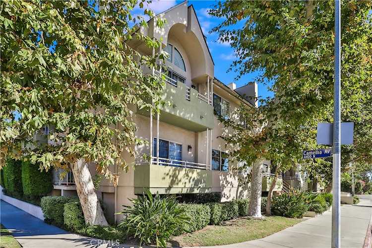 11485 Moorpark St #3 Studio City, CA 91602