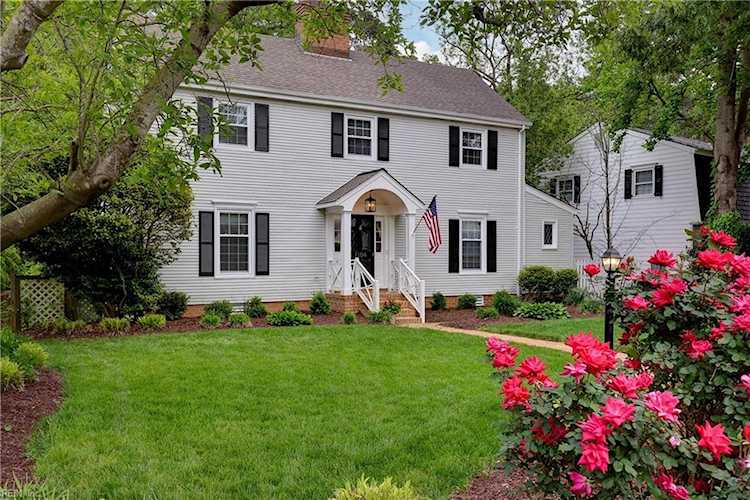 1104 Cedar Point Dr Virginia Beach, VA 23451