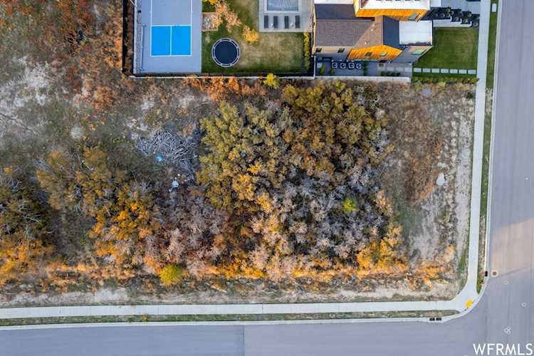 6504 W Burning Oaks Dr Highland, UT 84003