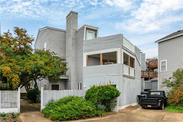 115 78th St Virginia Beach, VA 23451