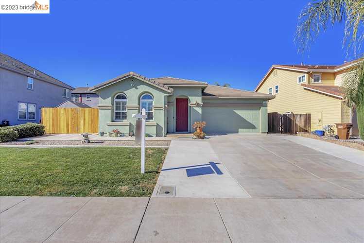 45 Puffin Cir Oakley, CA 94561