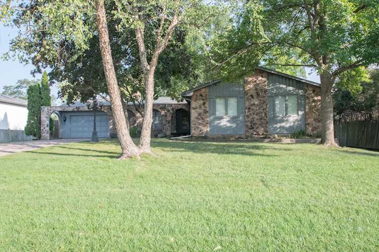 6520 Balsam Lane N Maple Grove, MN 55369