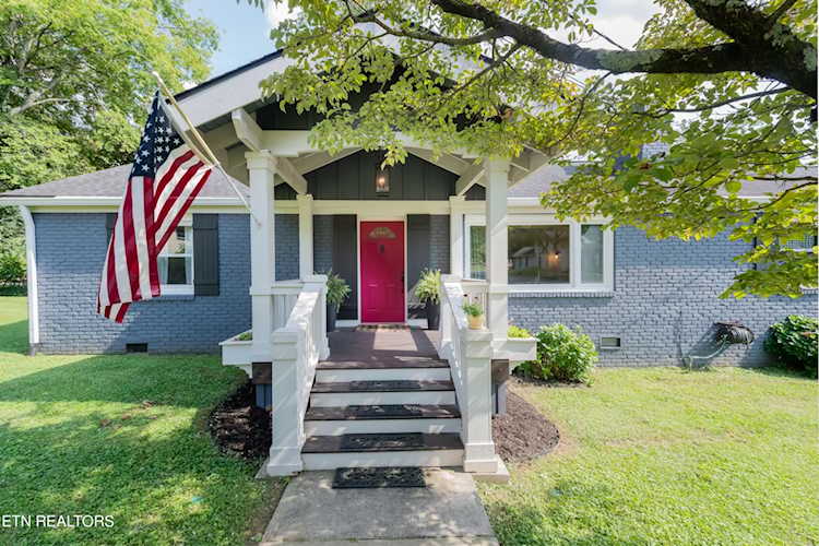 1104 Park Hill Circle Knoxville, TN 37909