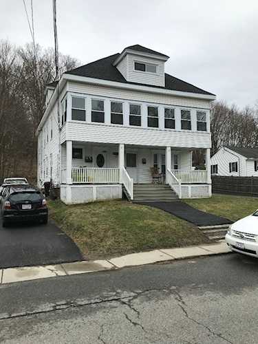 4 Collins Ave Amesbury, MA 01913