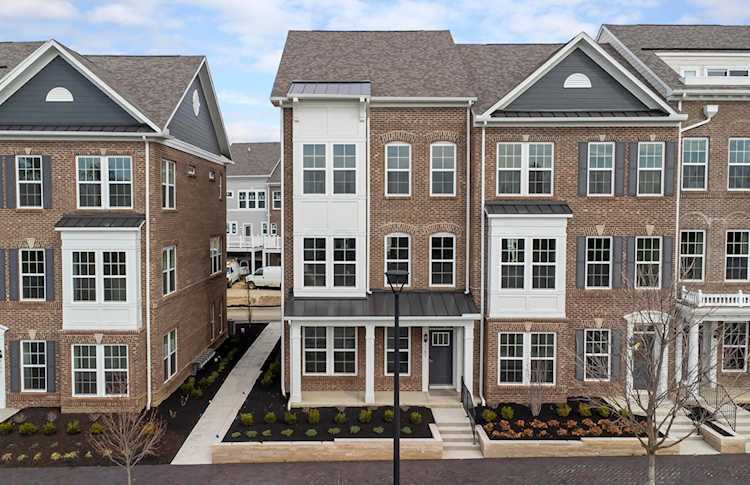 4180 John Shields Parkway Dublin, OH 43017