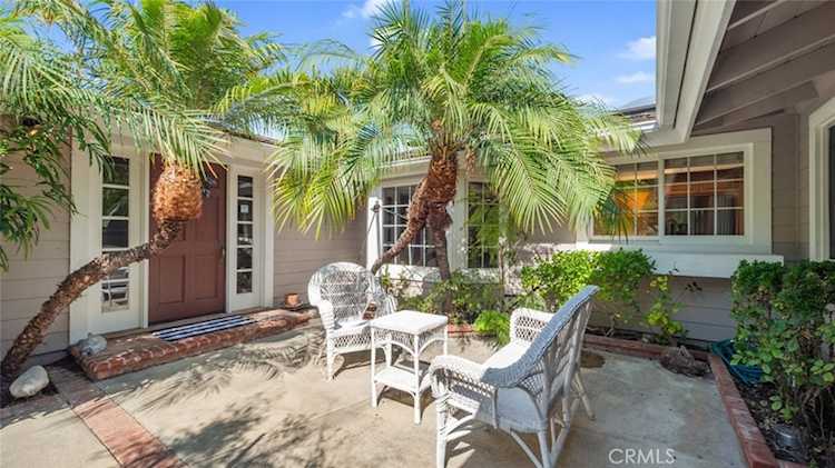 3071 Mainway Drive Rossmoor, CA 90720