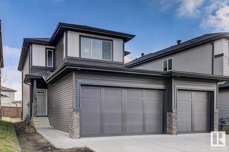 125 Hemingway Crescent Spruce Grove, AB T7X 2X1