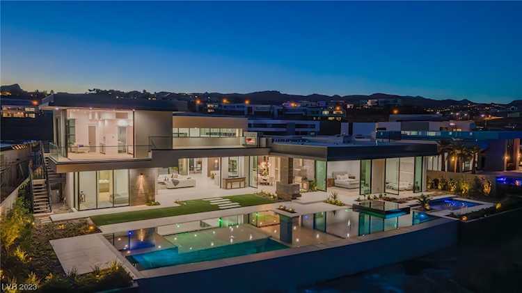 12 Rainbow Point Place Henderson, NV 89011