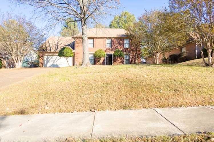 797ASearch BHHS Taliesyn homes for sale in Germantown, Collierville