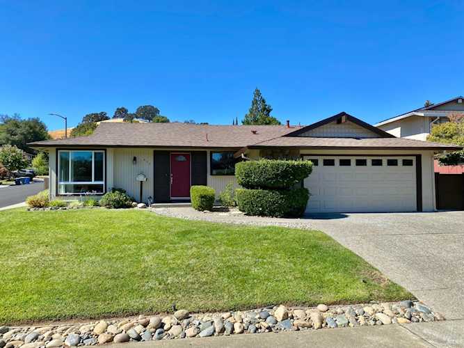 430 Alamo Drive Vacaville, CA 95688