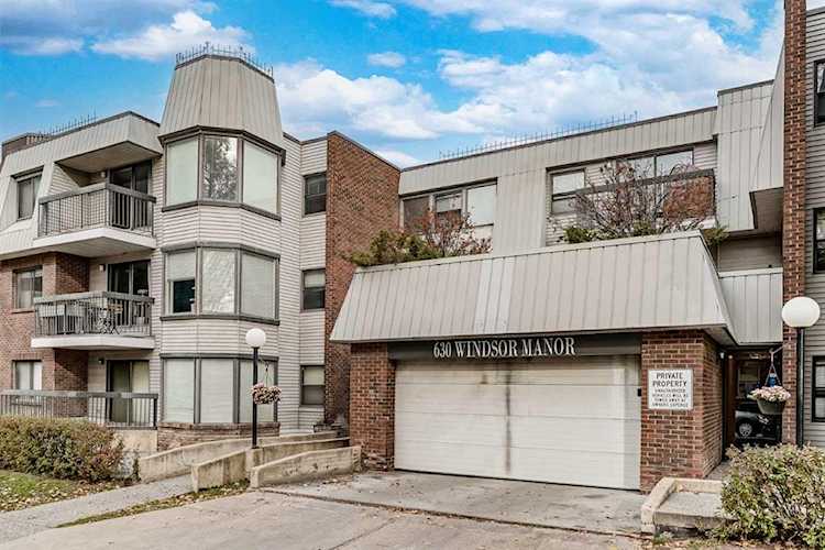 630 57 Ave SW #202 Calgary, AB T2V 0H4