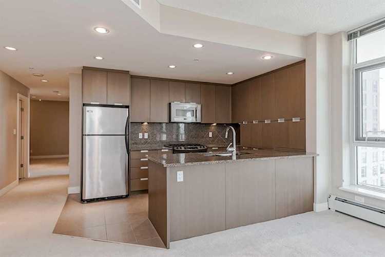 99 Spruce Place SW #2406 Calgary, AB T2R 1S3