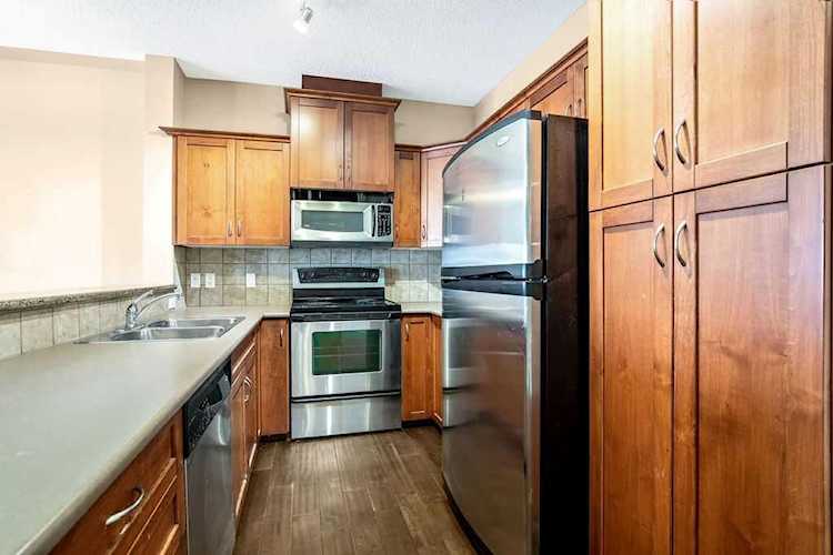MLS® Calgary 10 Discovery Ridge Close SW 202 The Wedgewoods Discovery Ridge Calgary AB 266,000
