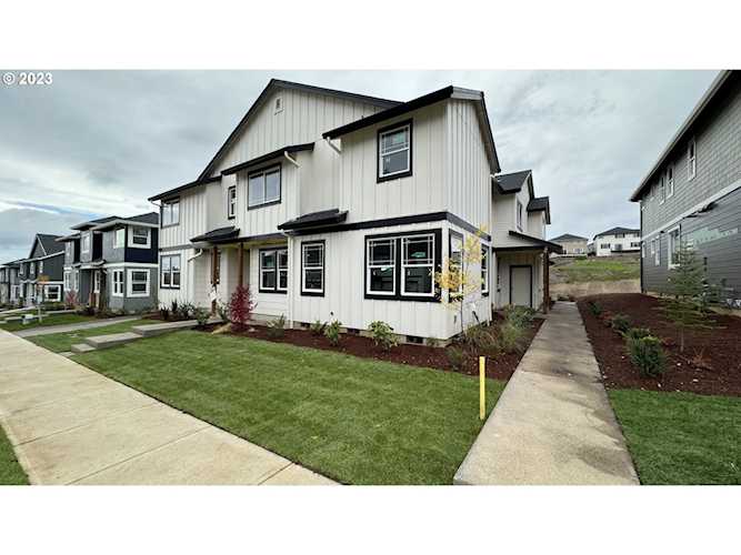 16823 SW Colorado LN Tigard, OR 97224