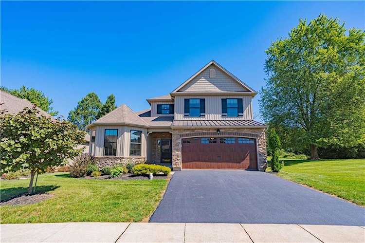 4088 Clearbrook Rd Emmaus, PA 18049
