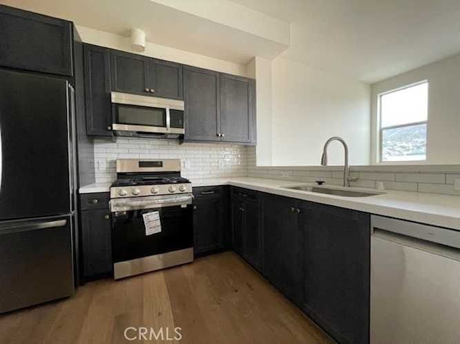 2218 E Main St #203 Ventura, CA 93001