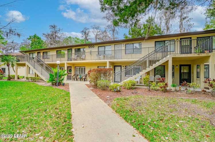 1601 Big Tree Road #1202 South Daytona, FL 32119