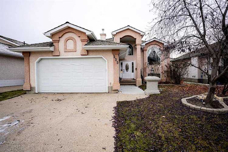 235 Burton Place Fort McMurray, AB T9K 1