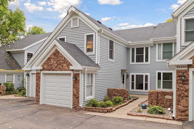 14391 Bedford Drive #4 Eden Prairie, MN 55346