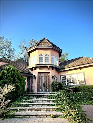 10533 Morada Orange, CA 92869